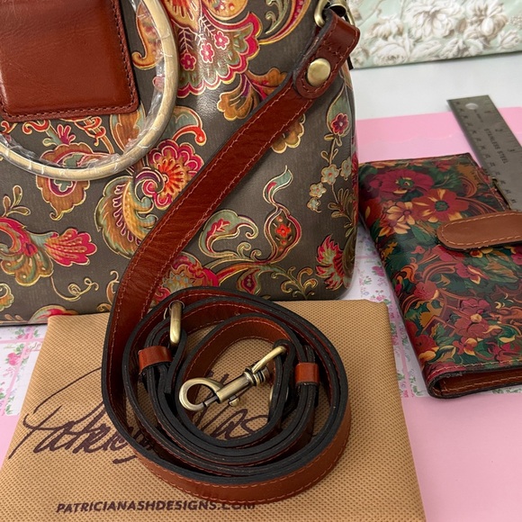 Patricia Nash Brown Floral Leather-Accent Crossbody with Wallet - Picture 14 of 15